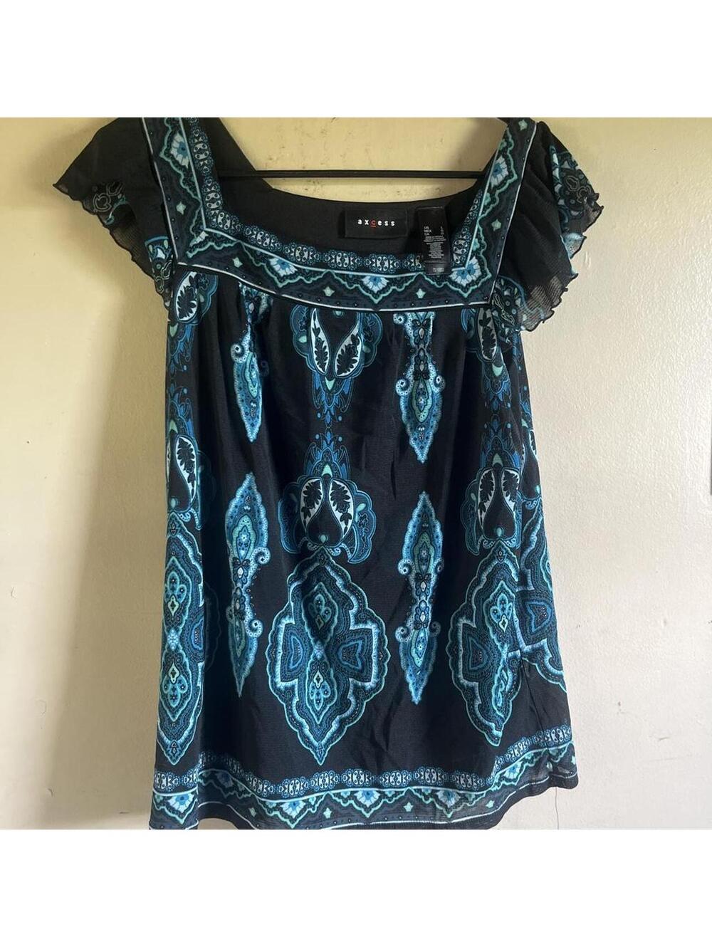 Axcess Women's Blue and Black Blous